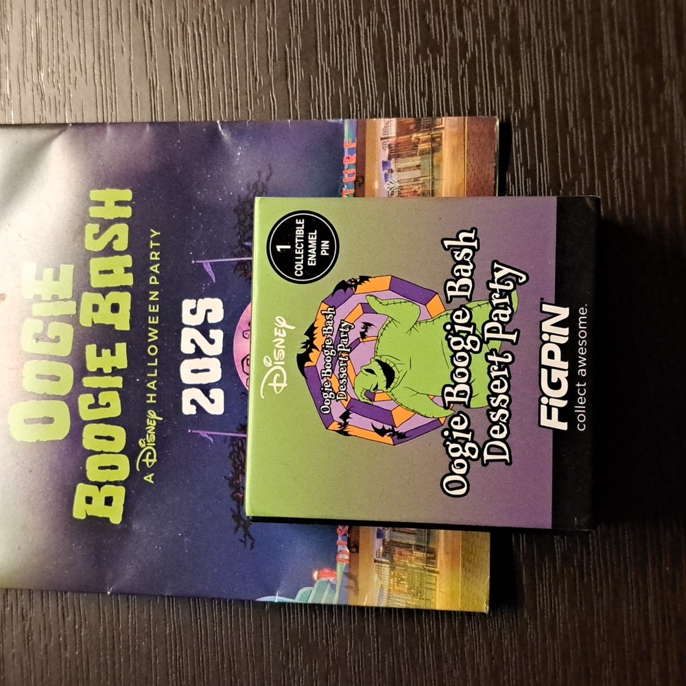 Disney Oogie Boogie Bash Desseet Party Figpin - Picture 5 of 5